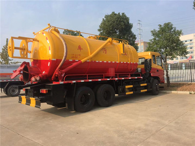 清洗吸污车