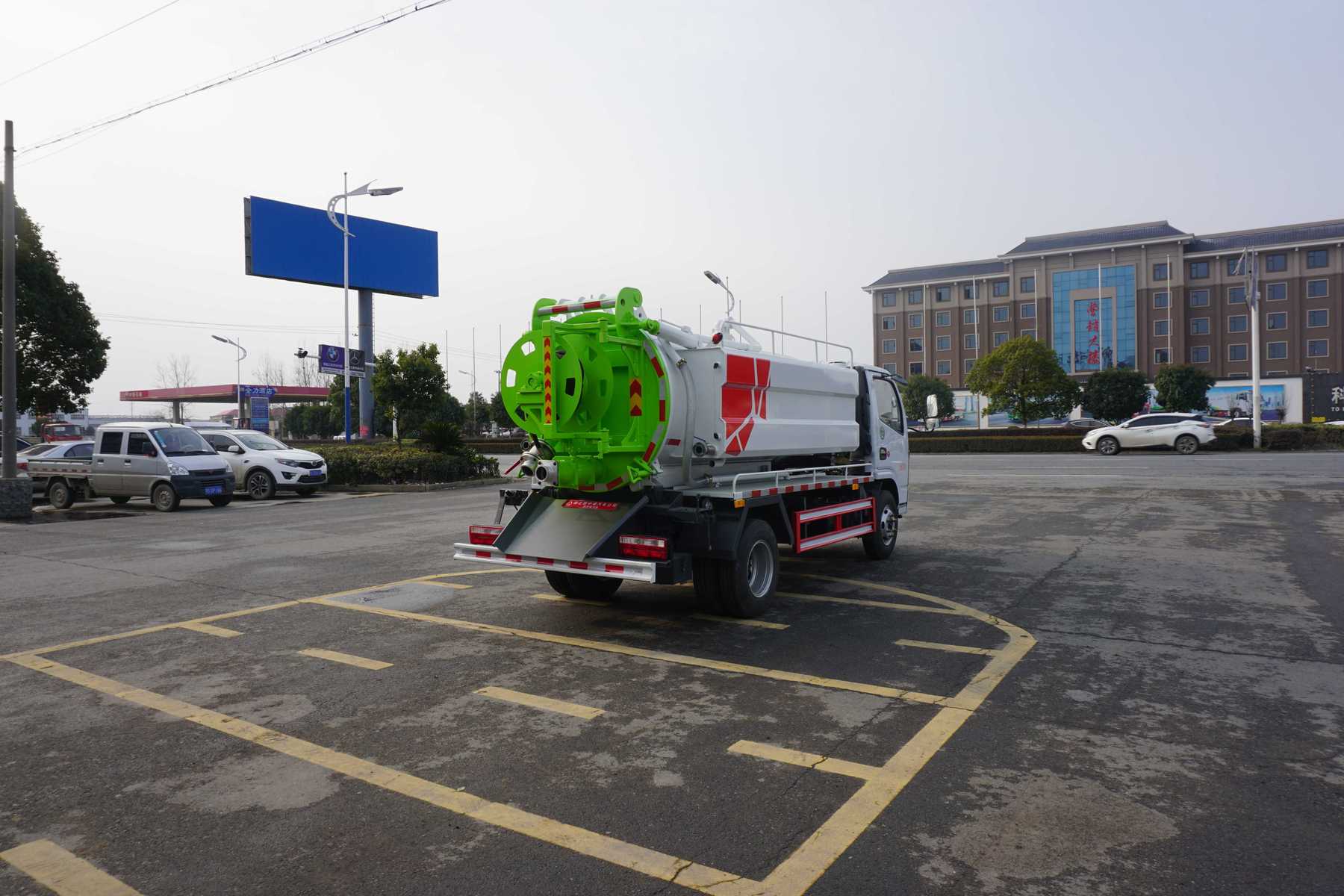 东风凯普特清洗吸污车(国6)