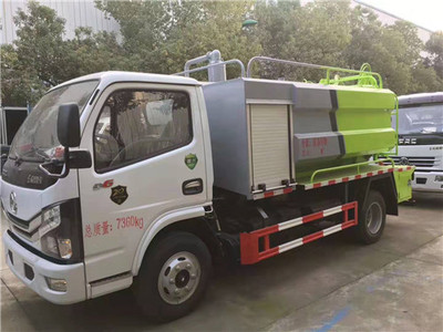国六东风小多利卡D6清洗吸污车两用车清水箱2方,污水4方